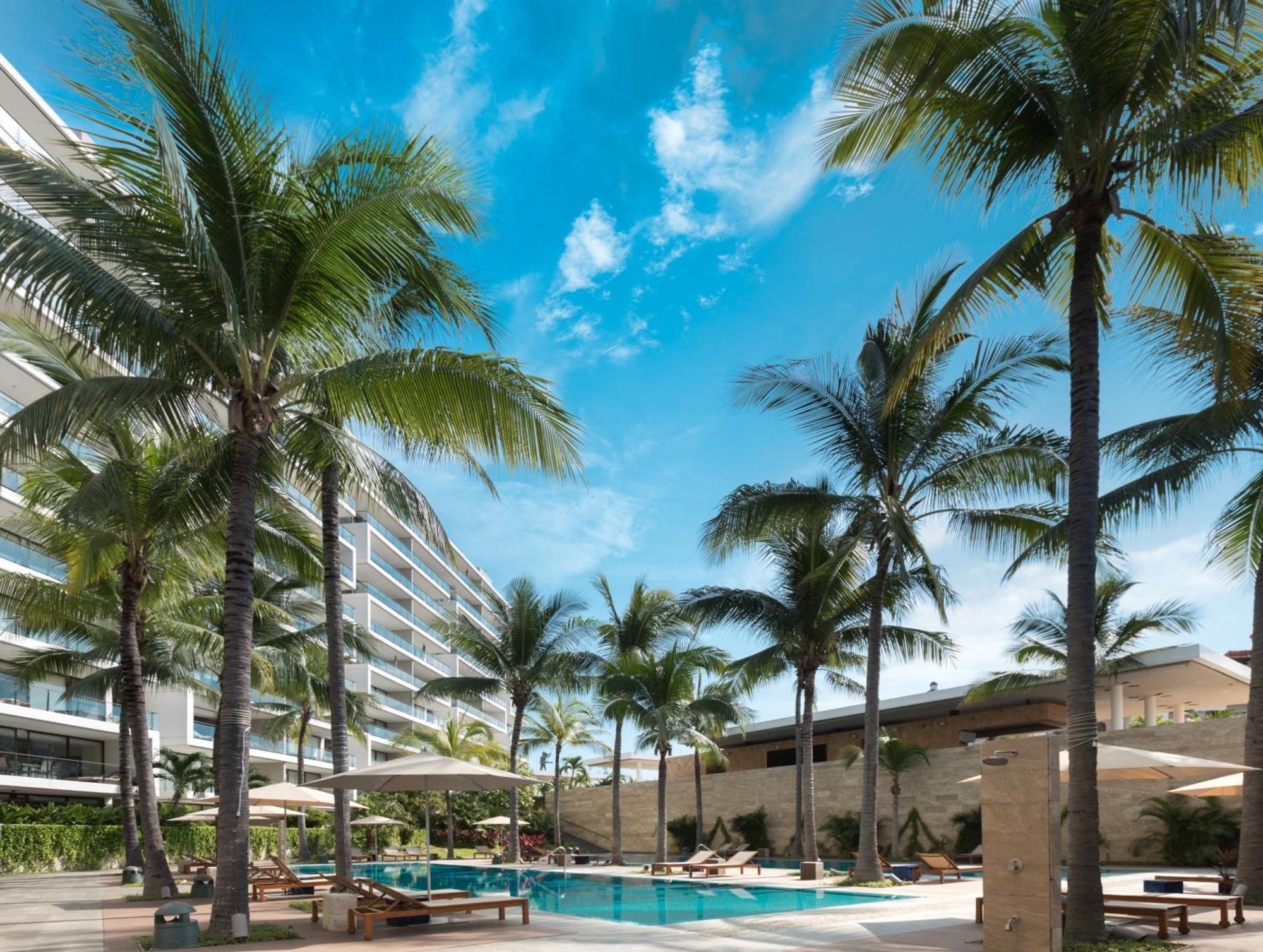 Live Aqua Private Residences Marina Vallarta ปูแอร์โตบาญาร์ตา ภายนอก รูปภาพ
